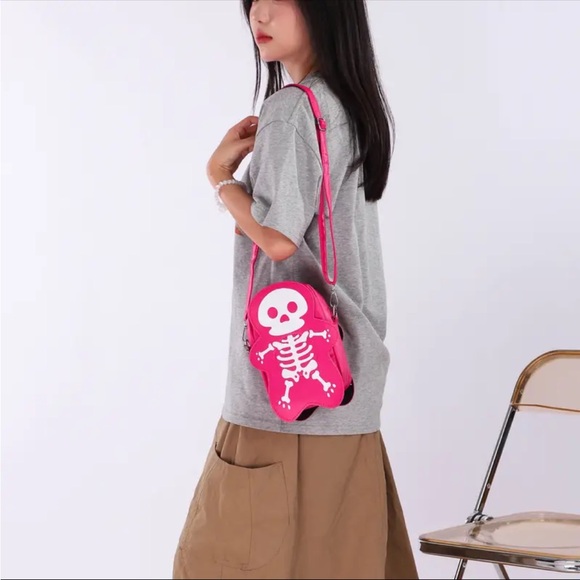 Skeleton Crossbody - Picture 3 of 6